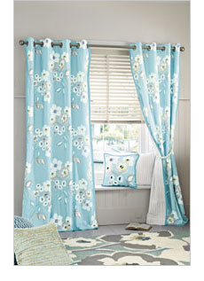 Curtains & Accessories