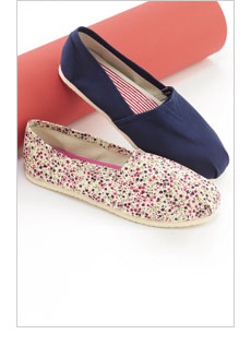 Pumps & Canvas